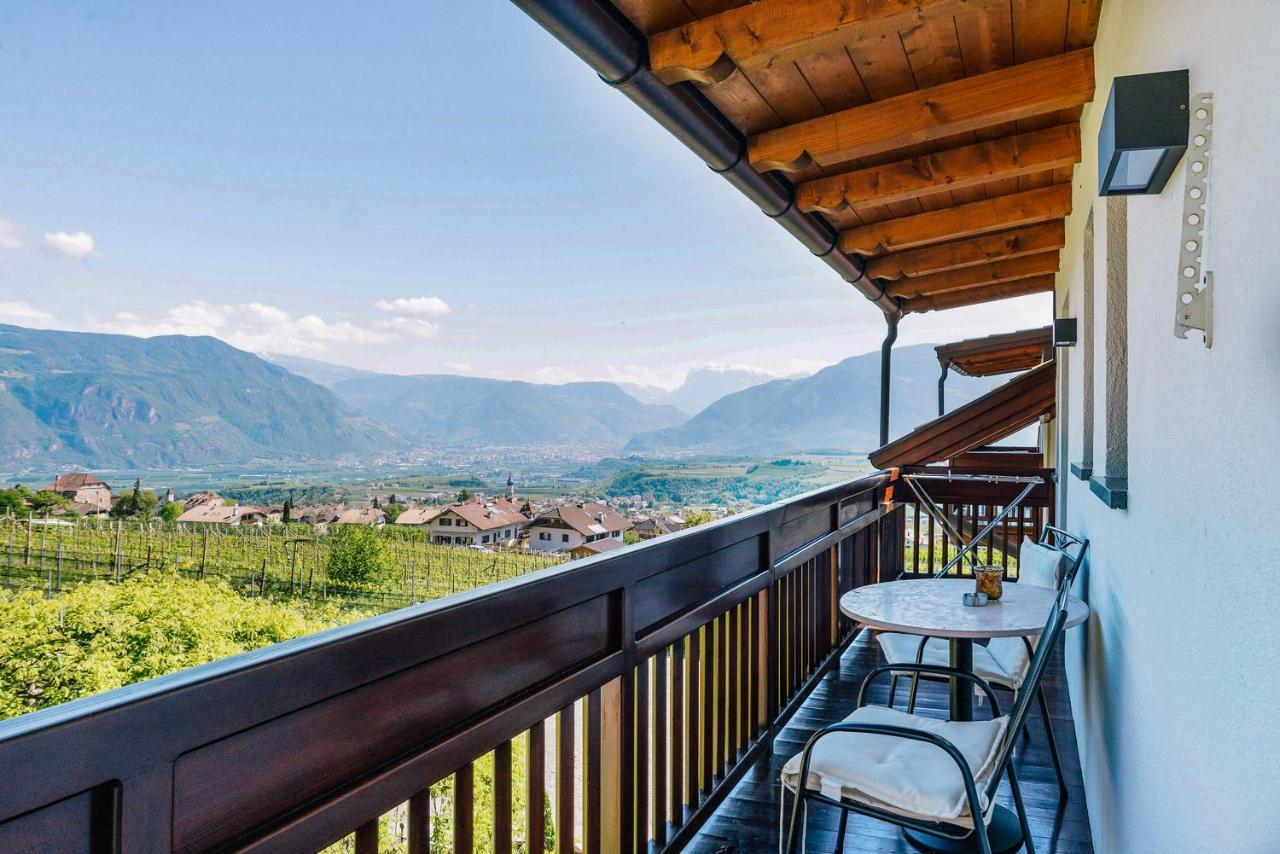 Strahlerhof Apartment Апиано сула Страда дел Вино Екстериор снимка