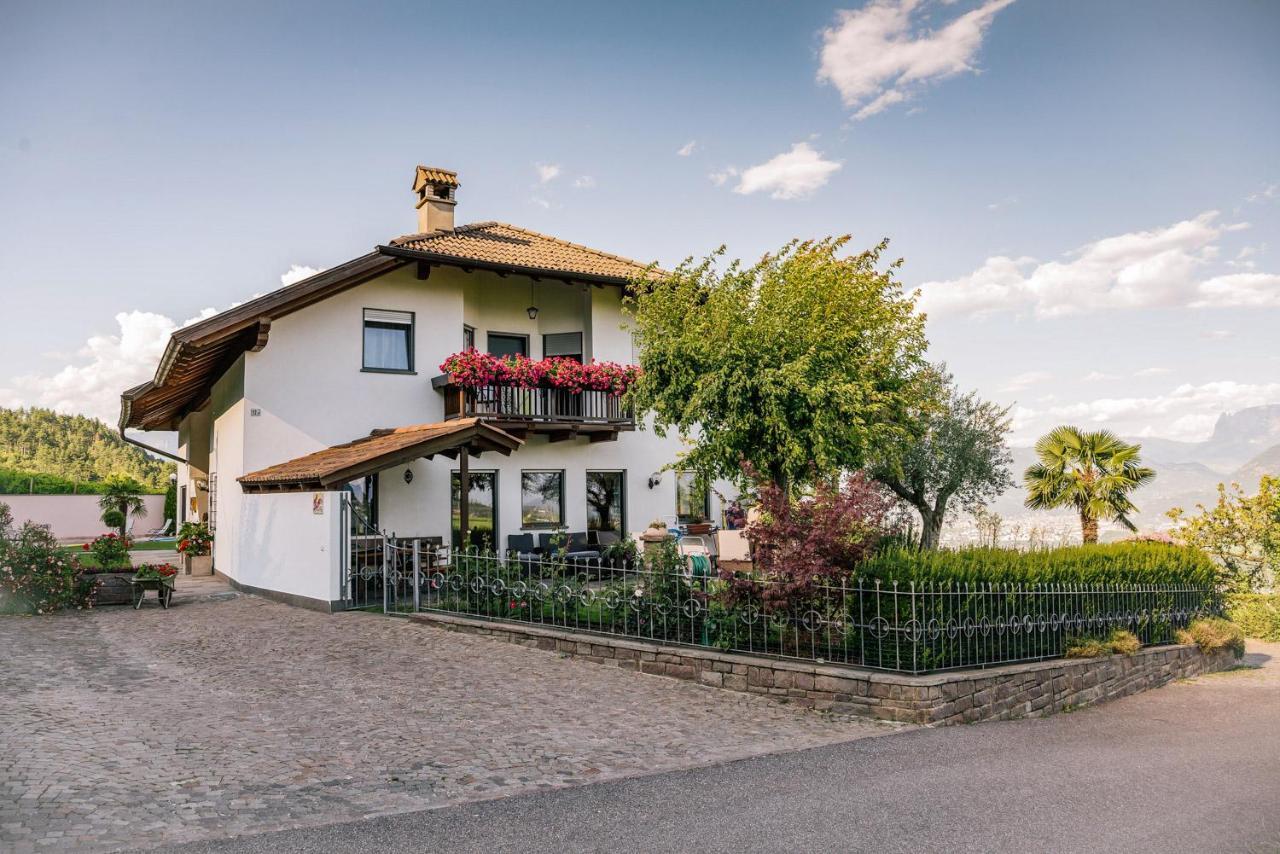 Strahlerhof Apartment Апиано сула Страда дел Вино Екстериор снимка